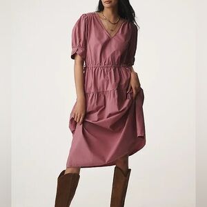 NWT Velvet by Graham & Spencer “Lianna” Tiered Midi Dress in Passion Sz Small